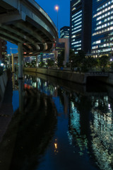 水道橋風景19　首都高と神田川