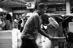 突然の雨