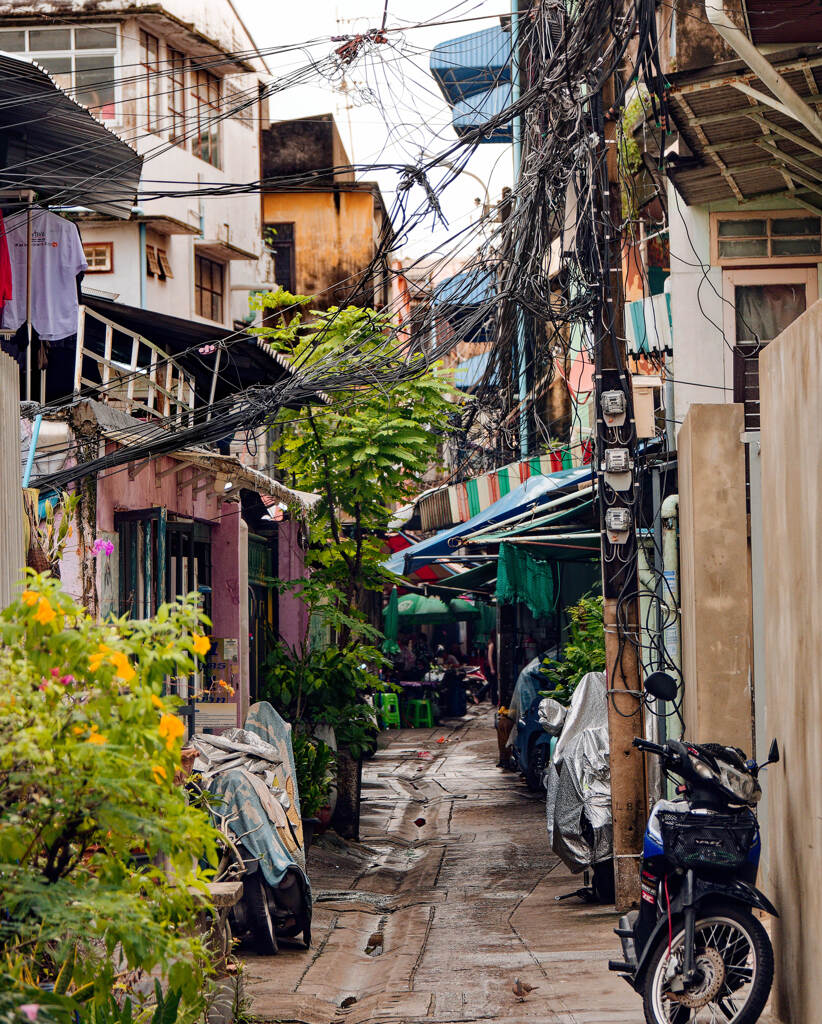 サムセン地区の路地