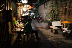 路地裏屋台