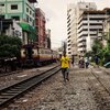 線路は歩道