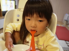 お腹　いっぱい