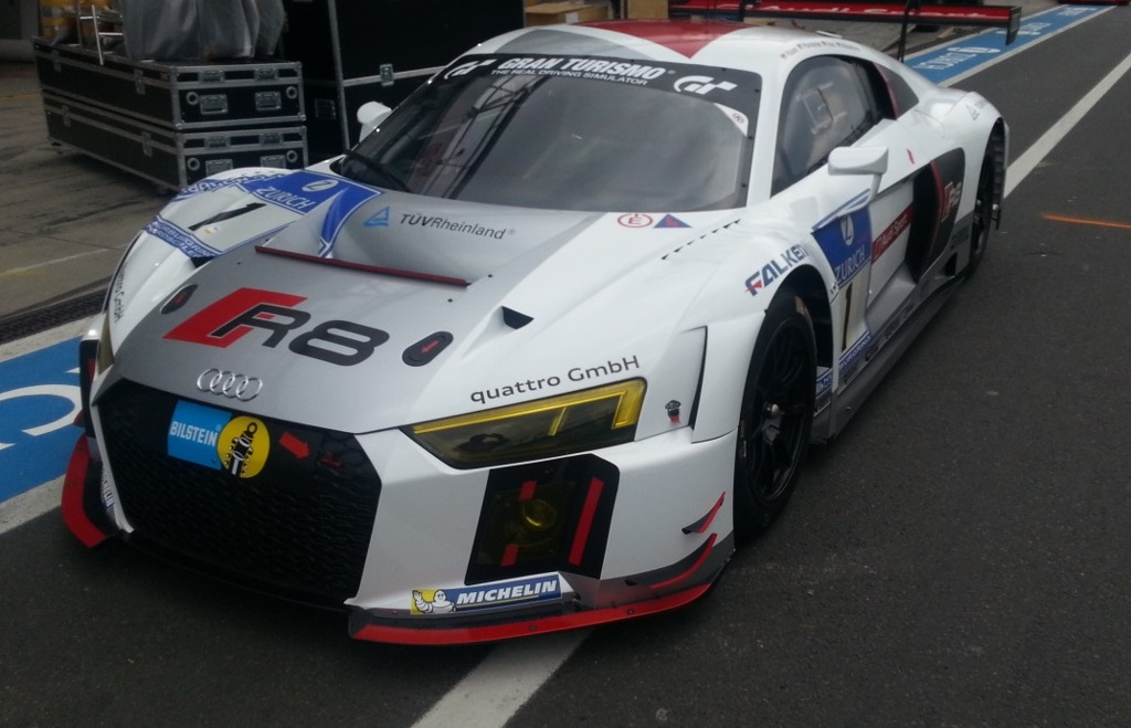 Nur NEW R8