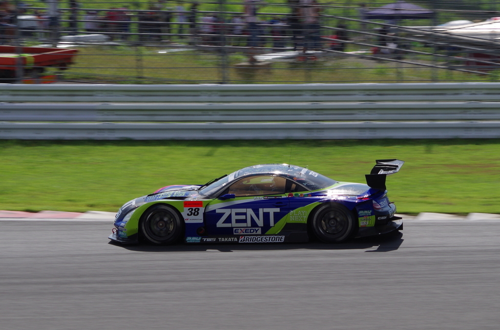 LEXUS TEAM ZENT CERUMO