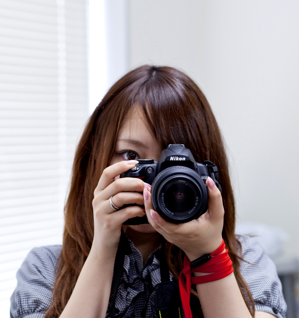 「カメラ女子の瞳はニッコール」のための習作２