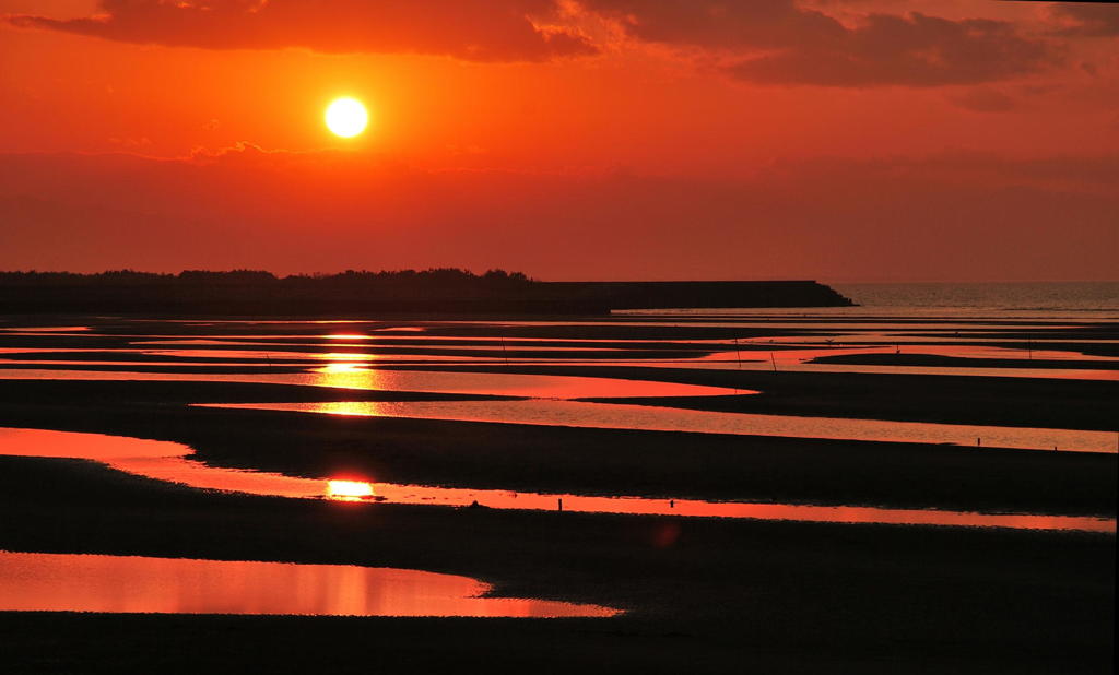 真玉海岸の夕日（２）