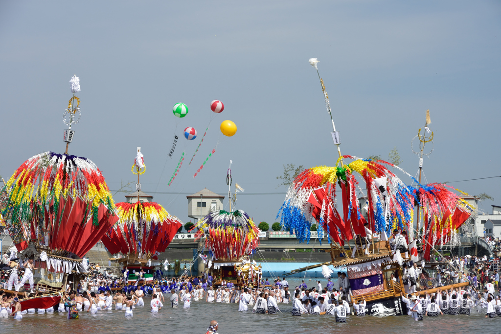 川渡り神幸祭（１）