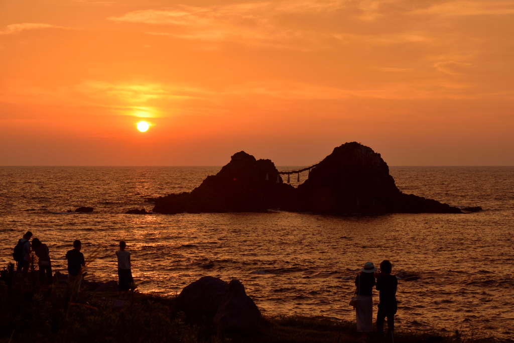 オレンジ色の夕日