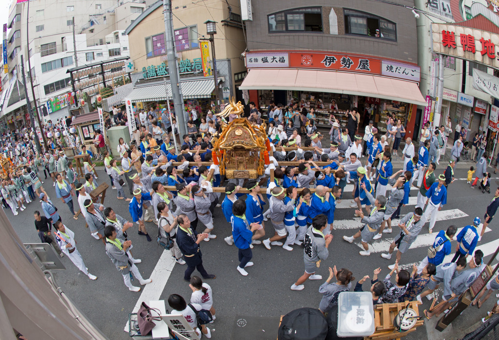 祭りの風景