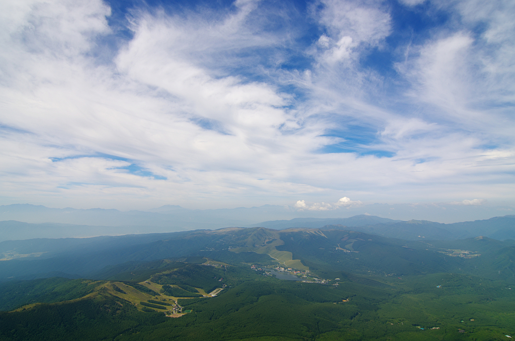 白樺湖を望む