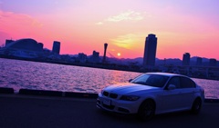 ＫＯＵＢＥの夕日