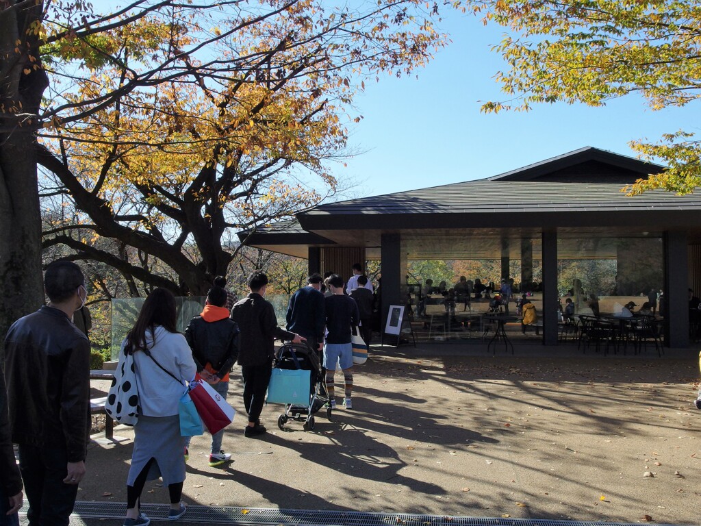 スタバの列