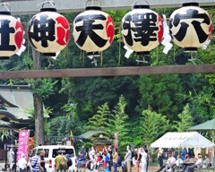 穴澤神社の例大祭