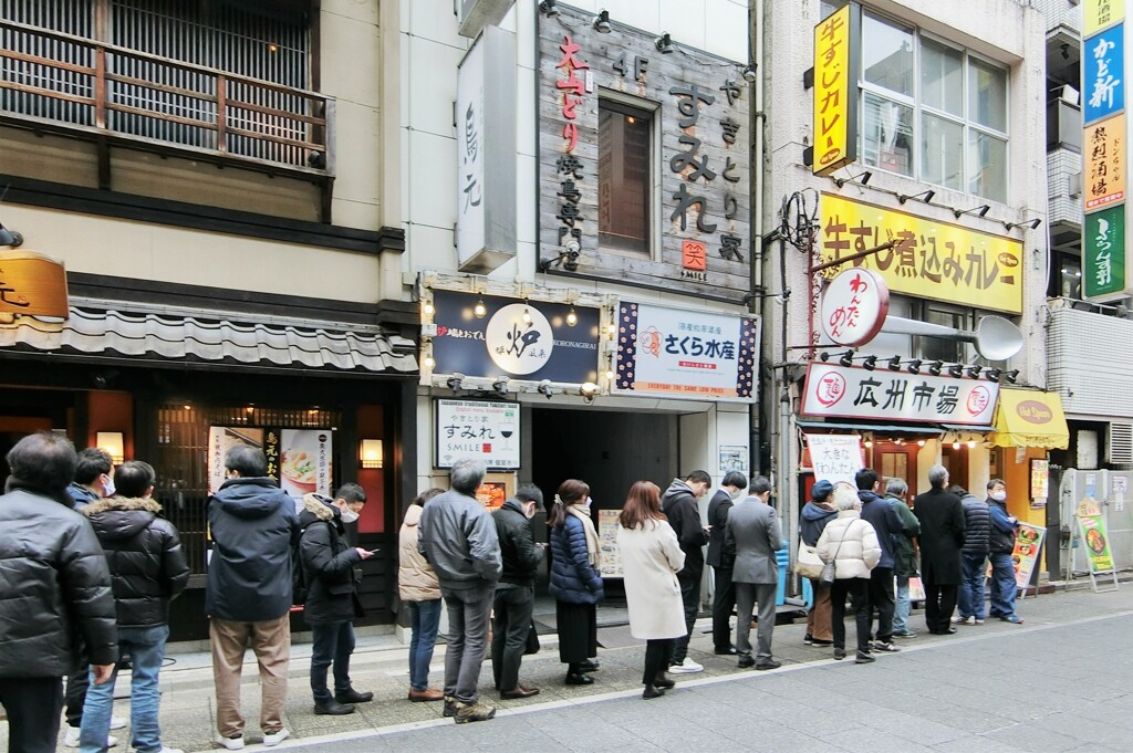 広州市場の凄い行列