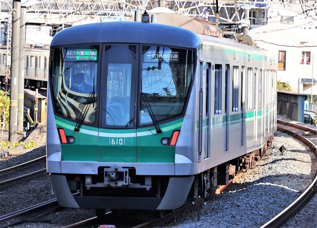 東京メトロ千代田線