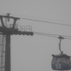 雨は降る降るシャトルは止まる