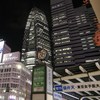 バスターミナル越しのコクーンタワー