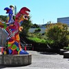 シュールなモンスター像
