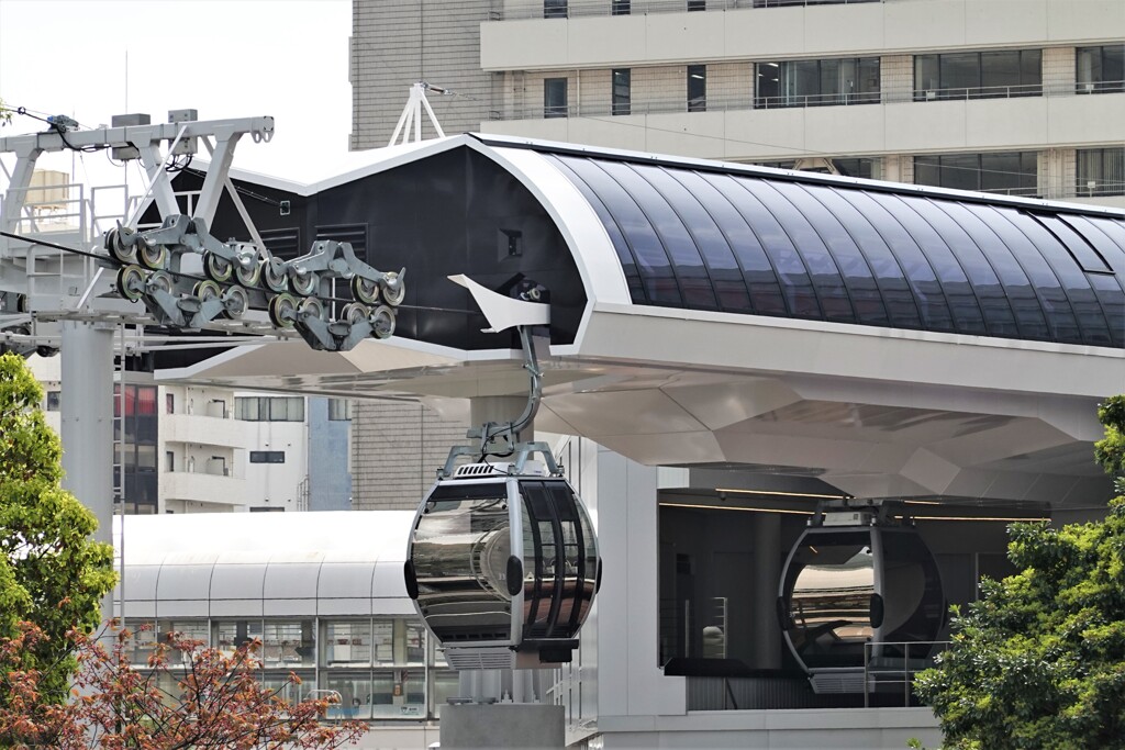 YOKOHAMA  AIR CABINの桜木町駅