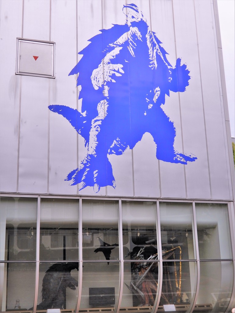 ガメラも闘ってる