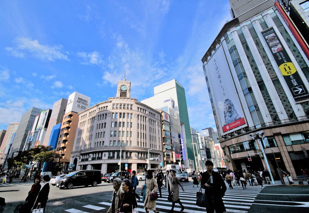 サッポロ銀座ビル前から