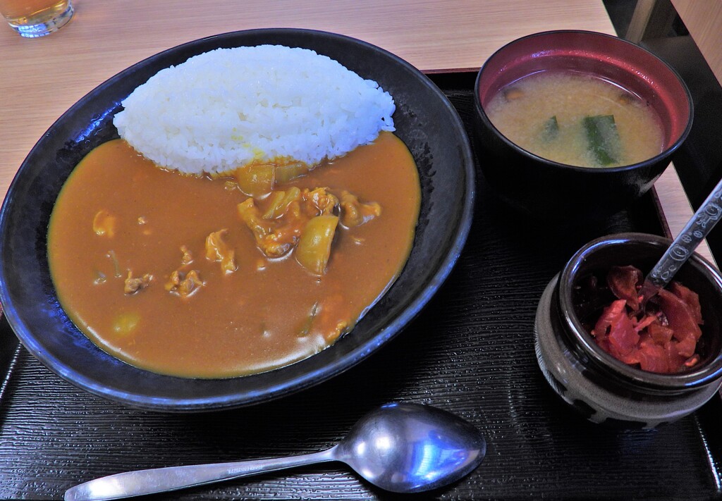 蕎麦屋のカレー