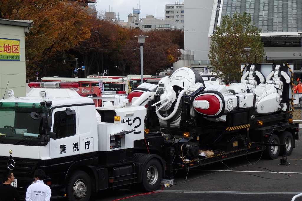 警視庁の特機？