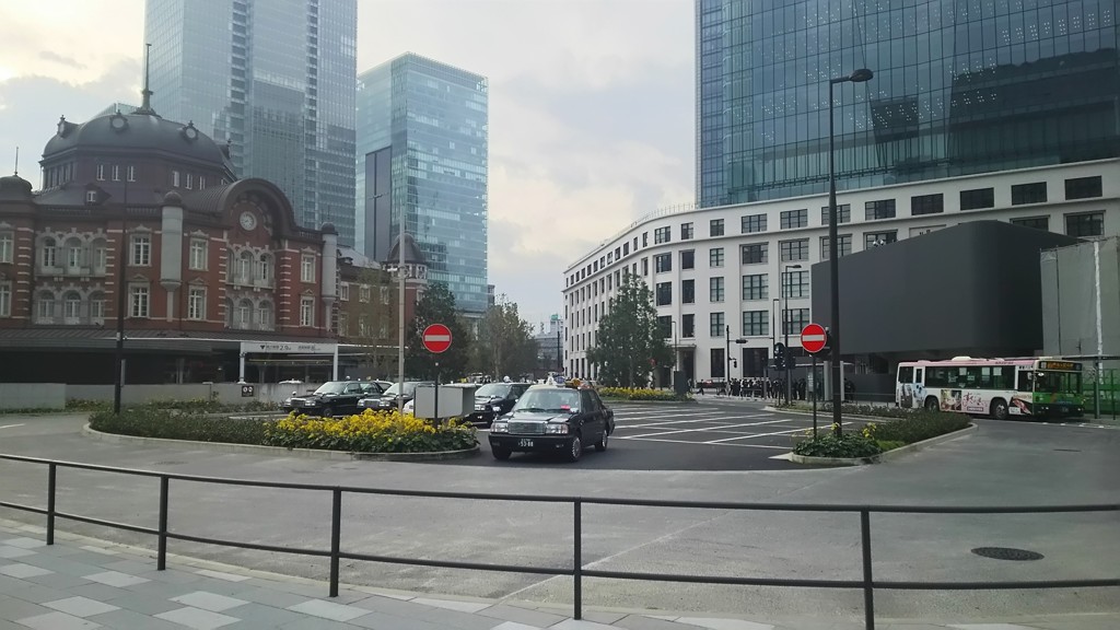東京駅南口とKITTE