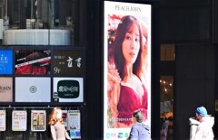 攻めてます