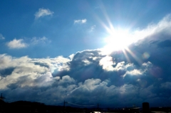 雨雲の上にやっと太陽が！