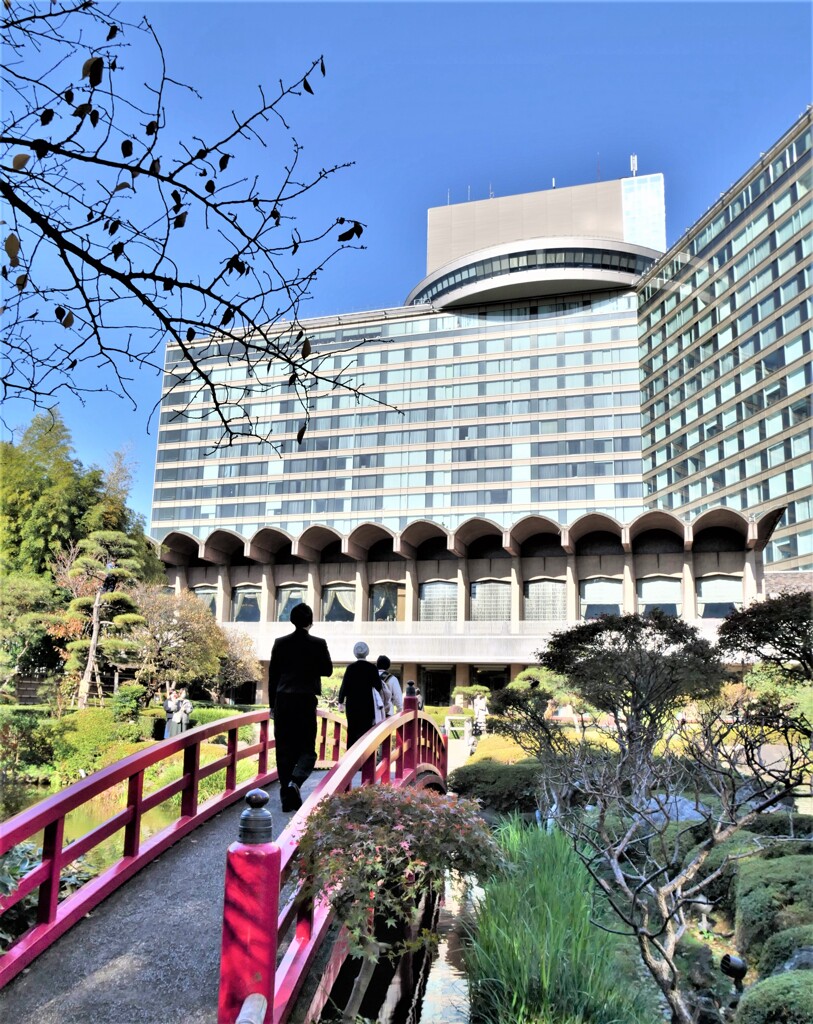 日本庭園の太鼓橋