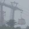 雨のロープウェイ