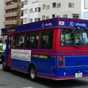 新宿韓国商人連合会のバス