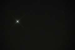 夜の金星とエルナト