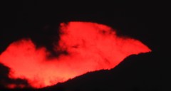 山稜に沈む夕陽