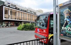 京王つつじヶ丘駅前