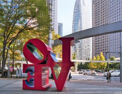 LOVE彫刻