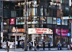 NIKON HOUSEが…