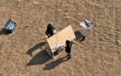 河川敷のアーティスト