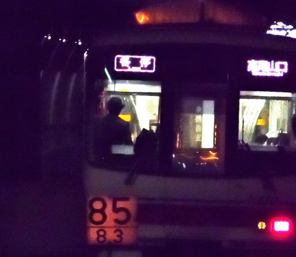 女性車掌