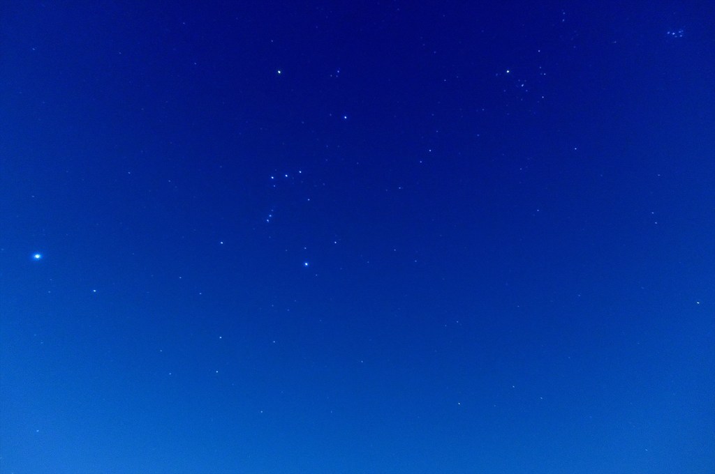 今年最後のオリオン座とスバル座