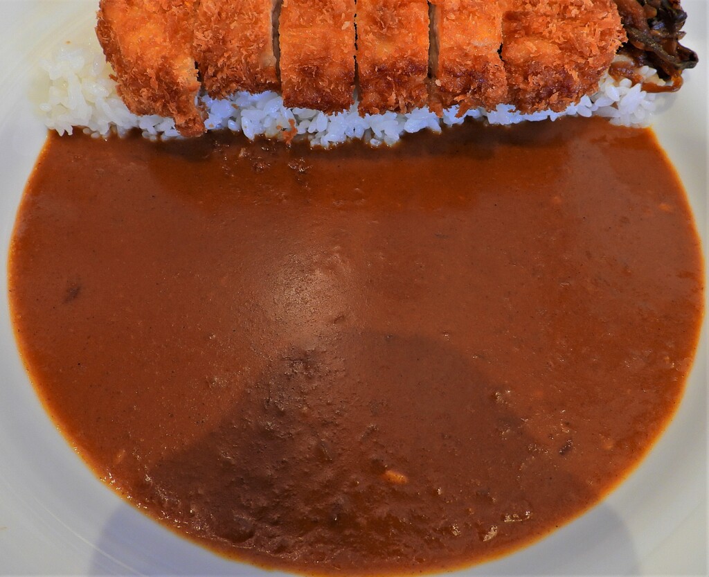 朝からカツカレー