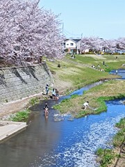 男の子の水遊び