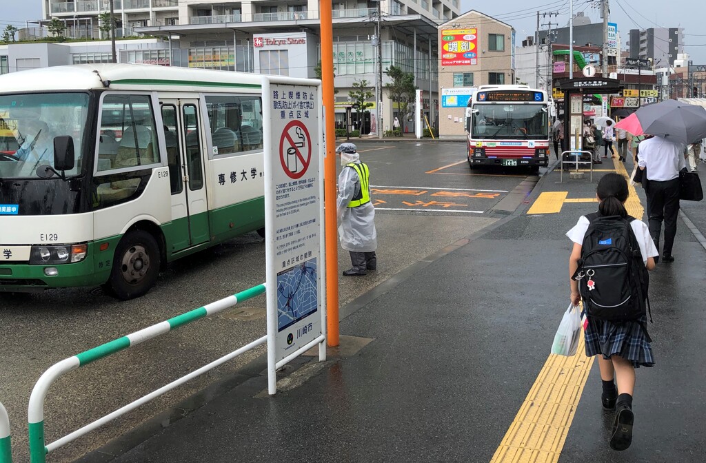 雨宿りフォト