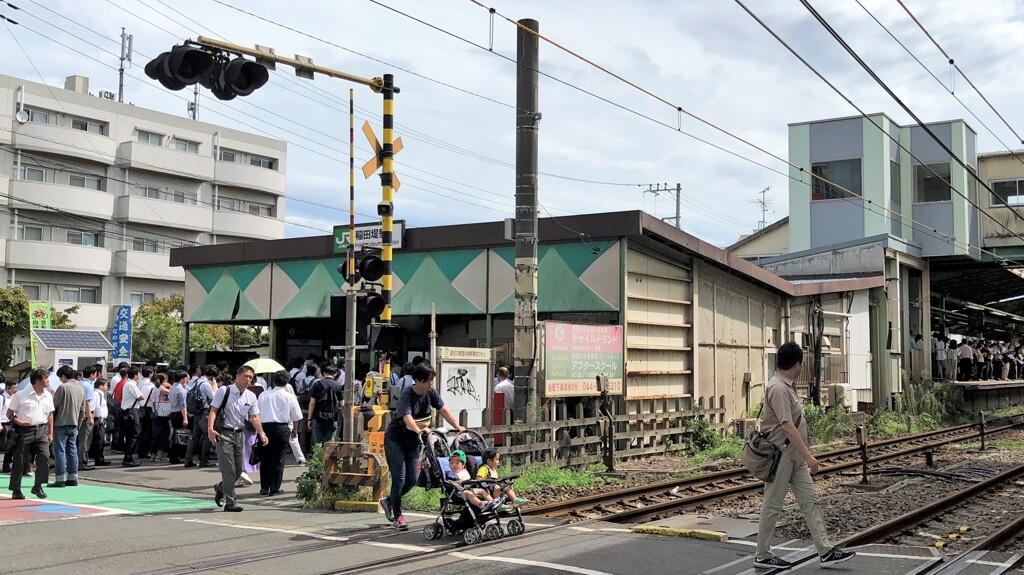 午前10時のラッシュアワー