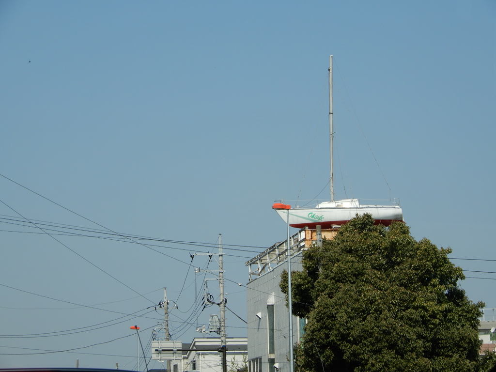 この街にもバブルの遺跡