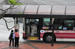 帰りのバスは…