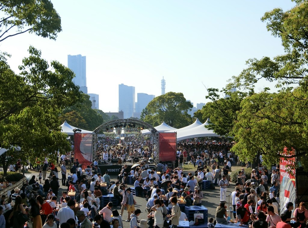 山下公園もよこはまフェスティバル一色
