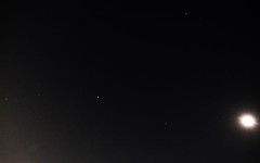 ちょっとにぎやかな星空
