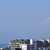 空に浮かぶ富士山
